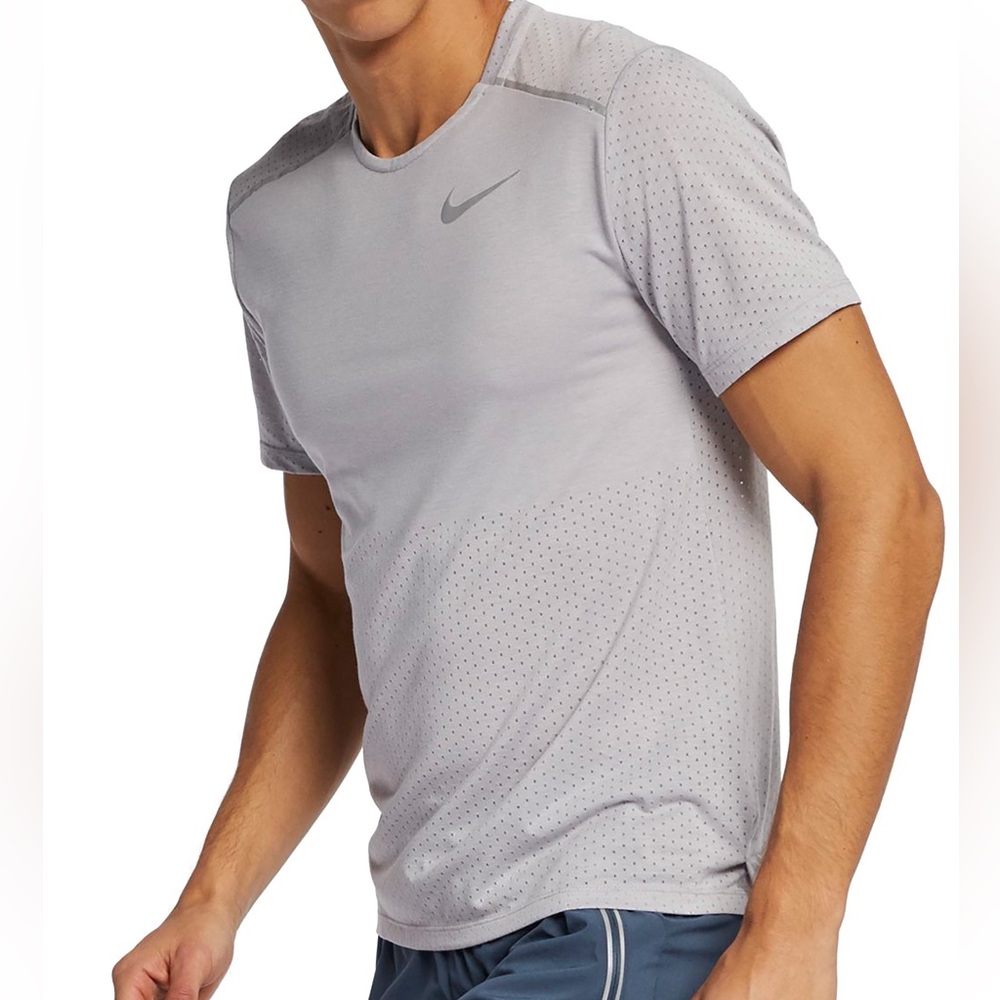 Nike Rise 365 Men’s Running Top Dri-FIT Gray- Small